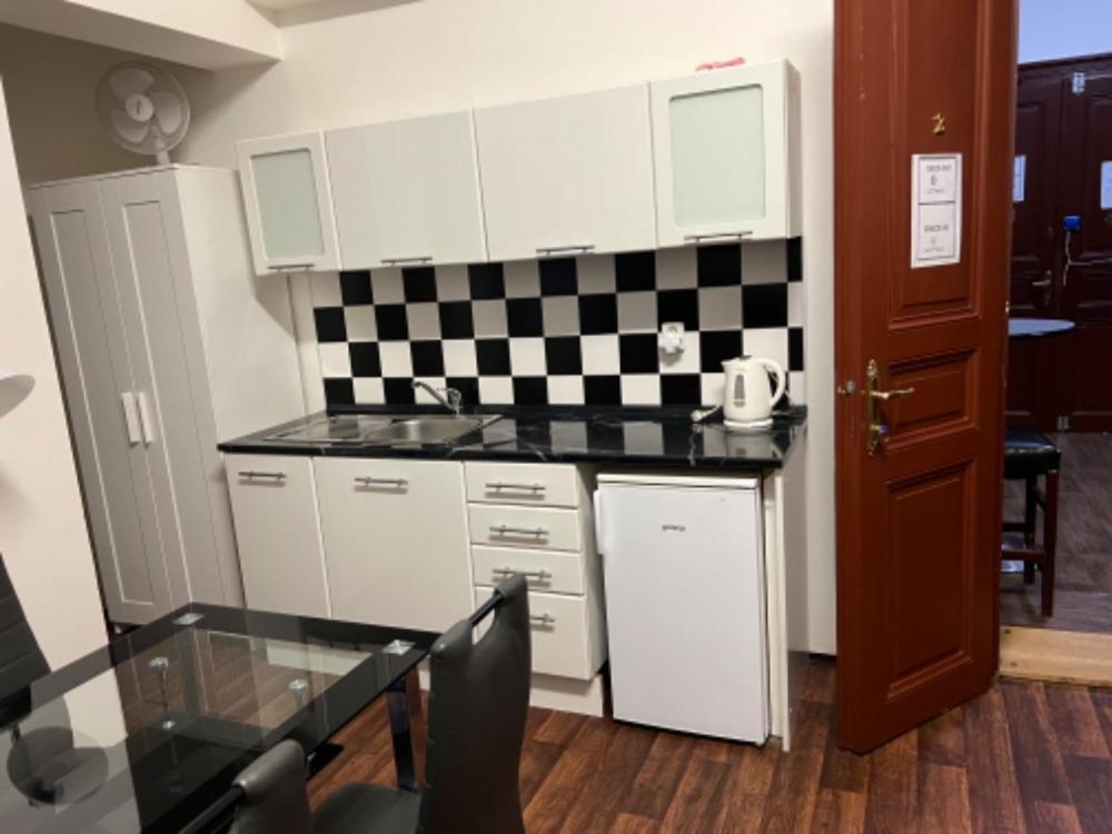 Apartment Moon Πράγα Εξωτερικό φωτογραφία